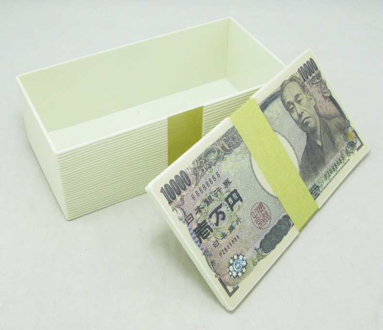 Hard plastic gift box with coin-slot lid